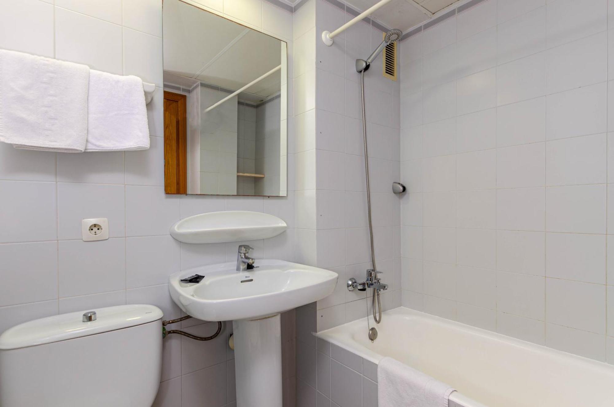 Mar Brava Apartments Can Picafort  Bagian luar foto